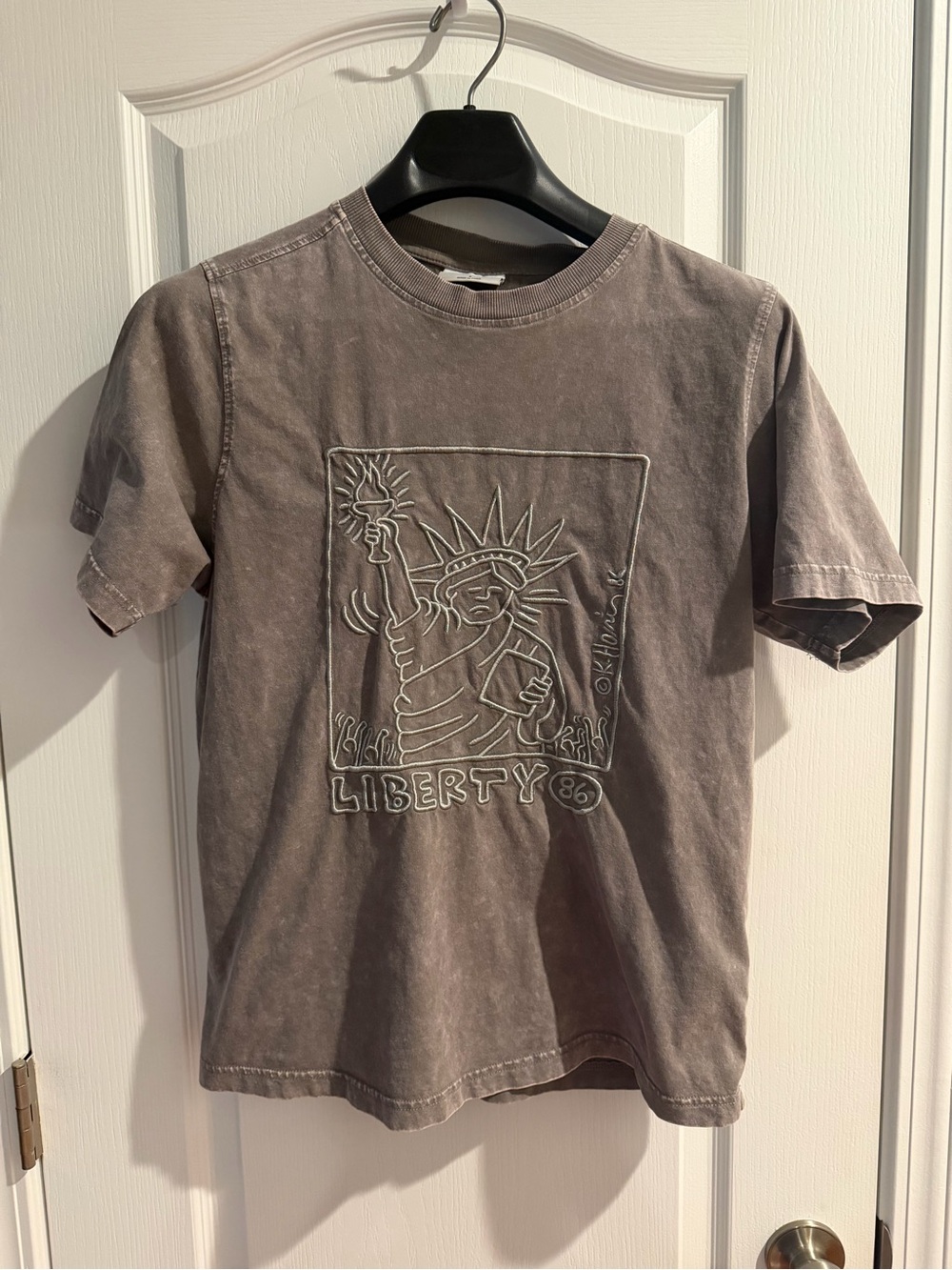 Keith Haring Liberty Graphic Short Sleeve Tee in Faded Brown